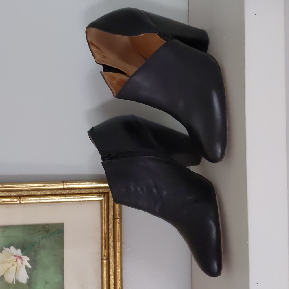 Cut out black leather booties heels size 10